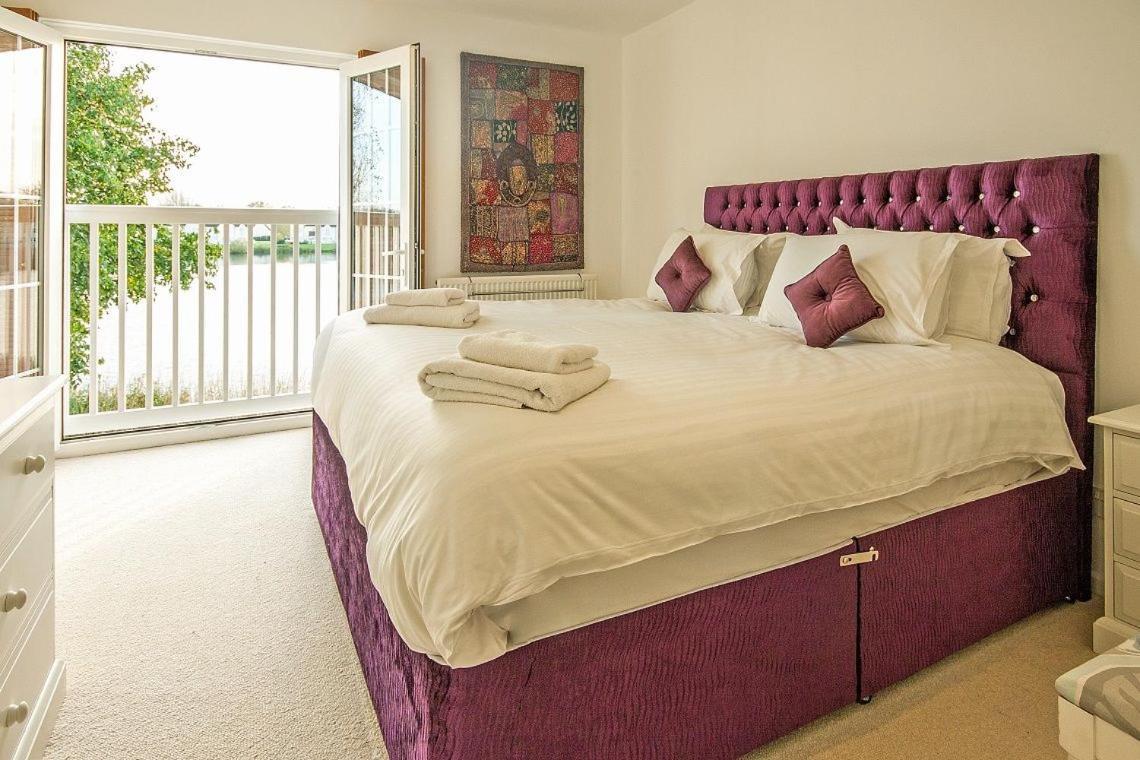 Windrush Lake 65, Sunset Lodge - P South Cerney Luaran gambar