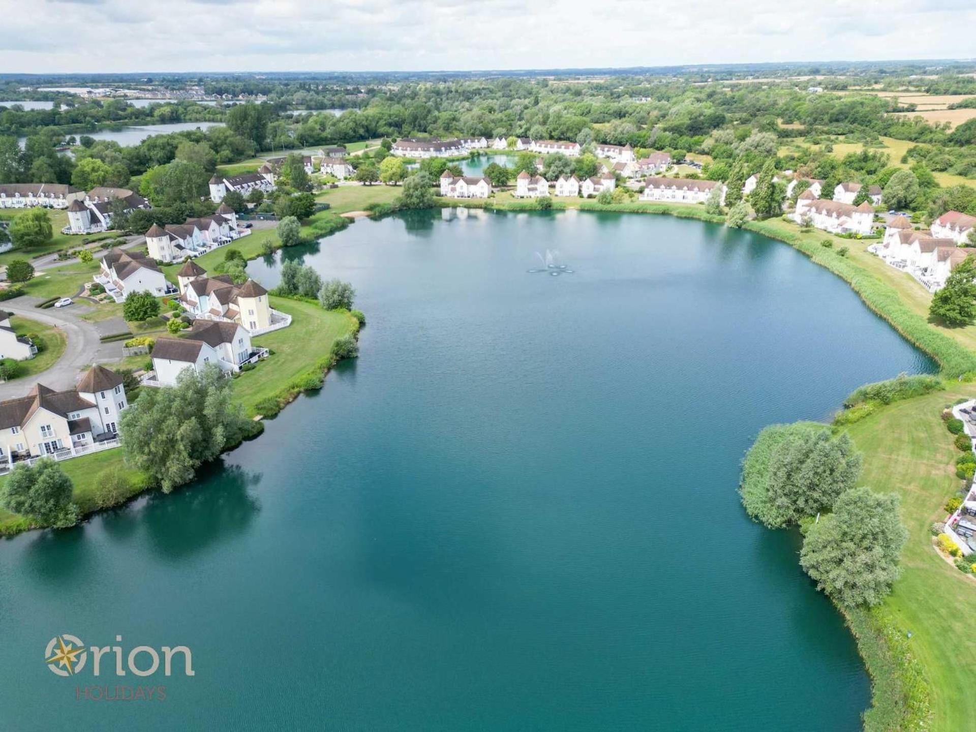 Windrush Lake 65, Sunset Lodge - P South Cerney Luaran gambar